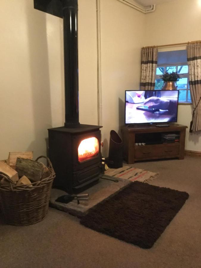 Cosy Rural Cottage Peak District, Pets Welcome Hollinsclough Ngoại thất bức ảnh